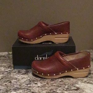 Perforated Dansko Pro Veg Tan Clog
